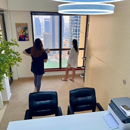 نزل دبيفي Berloga Capsule Jbr المظهر الخارجي الصورة
